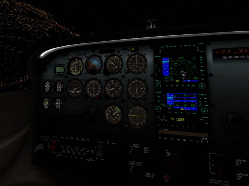 Cessna_172SP_cockpit_at_night